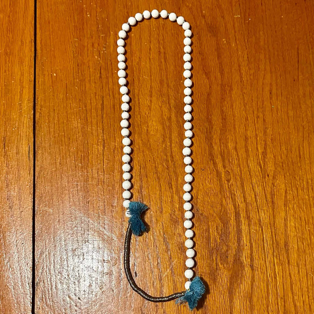 Noonday Handmade Necklace Color White Gold Turquoise 15$